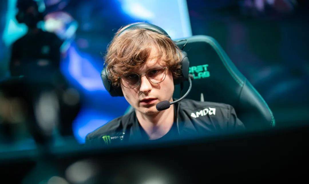 HKA血洗PSG,Hanssama团战一打五顶尖较量2025世界赛,点燃全场激情的简单介绍 HKA血洗PSG,Hanssama团战一打五顶尖较量2025世界赛,点燃全场激情的简单介绍